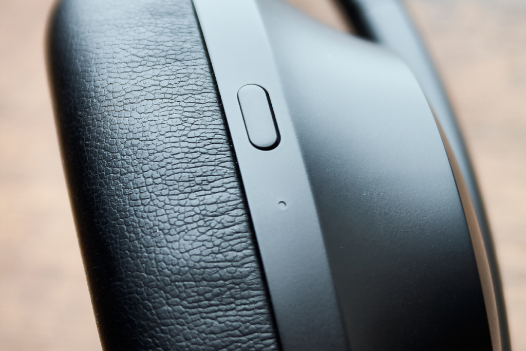 3 Types of Noise Cancelling Headphones for Meditation Zen Sobriety